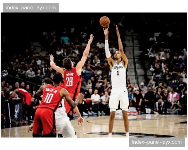 文班亚马三节砍下40+15+5封盖，马刺主场大胜搅乱西部排名